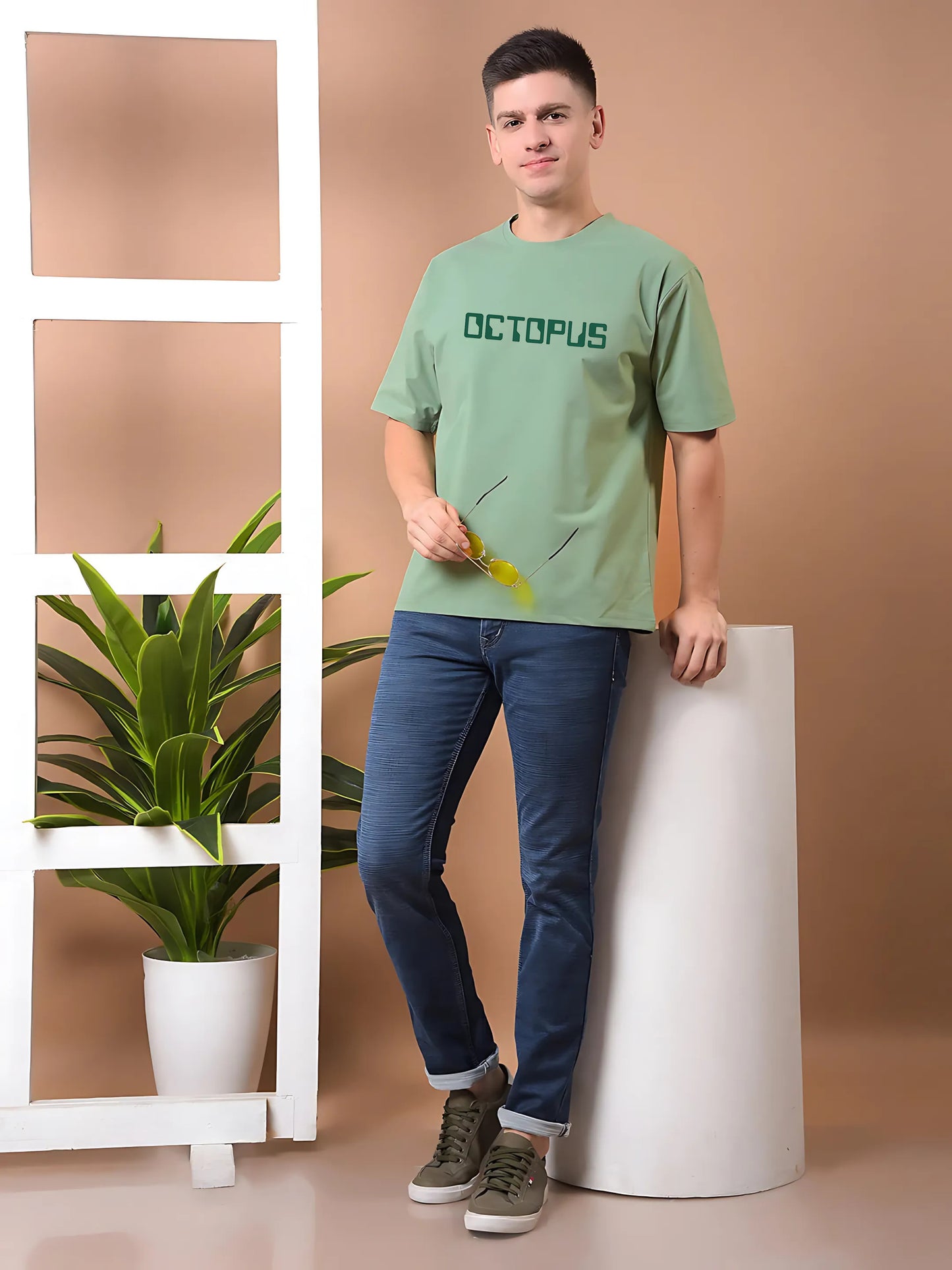 Octopus Streetwear Tee